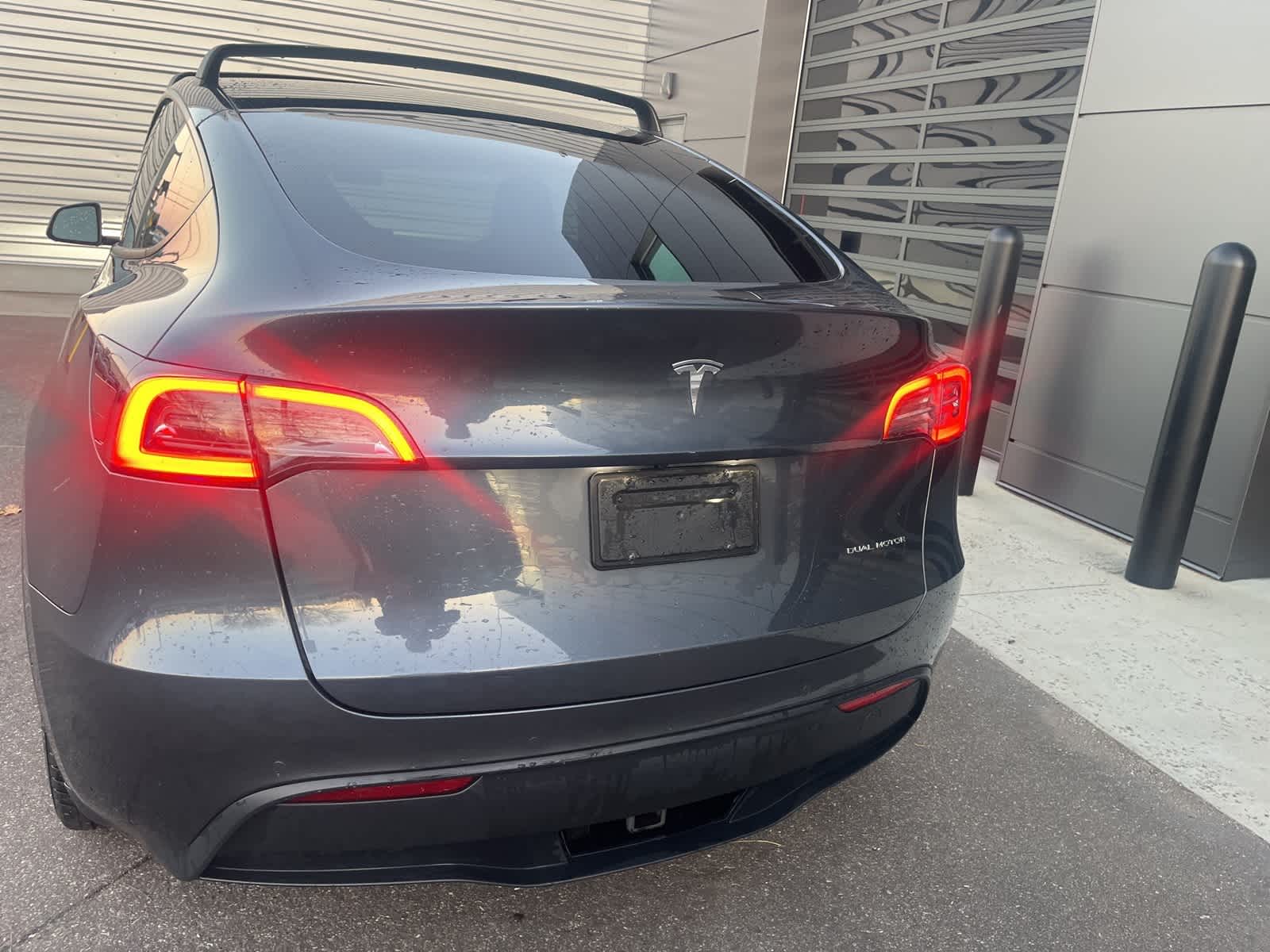 2022 Tesla Model Y Long Range photo 4