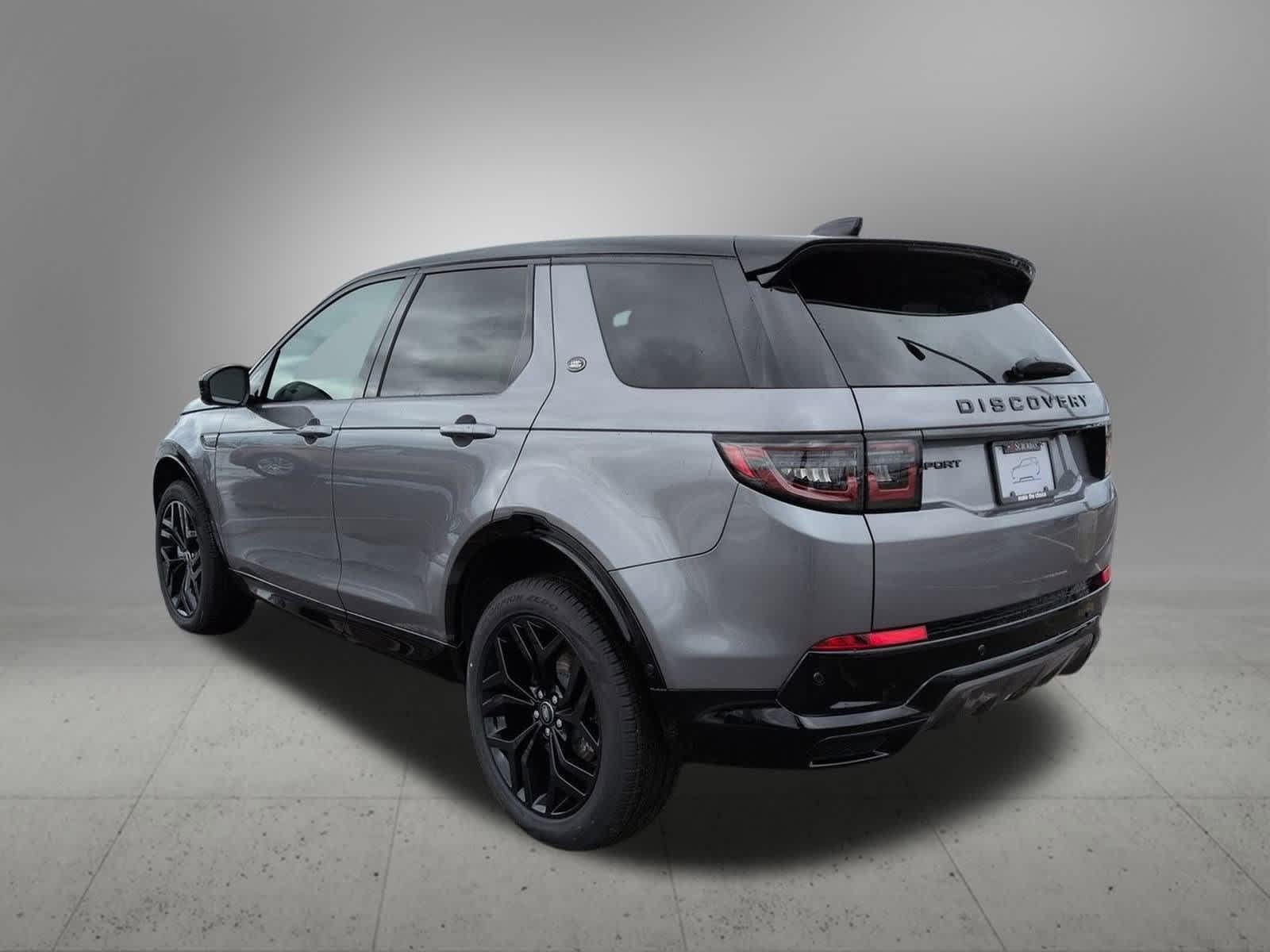 Thumbnail: 2026 Land Rover Discovery Sport - 4