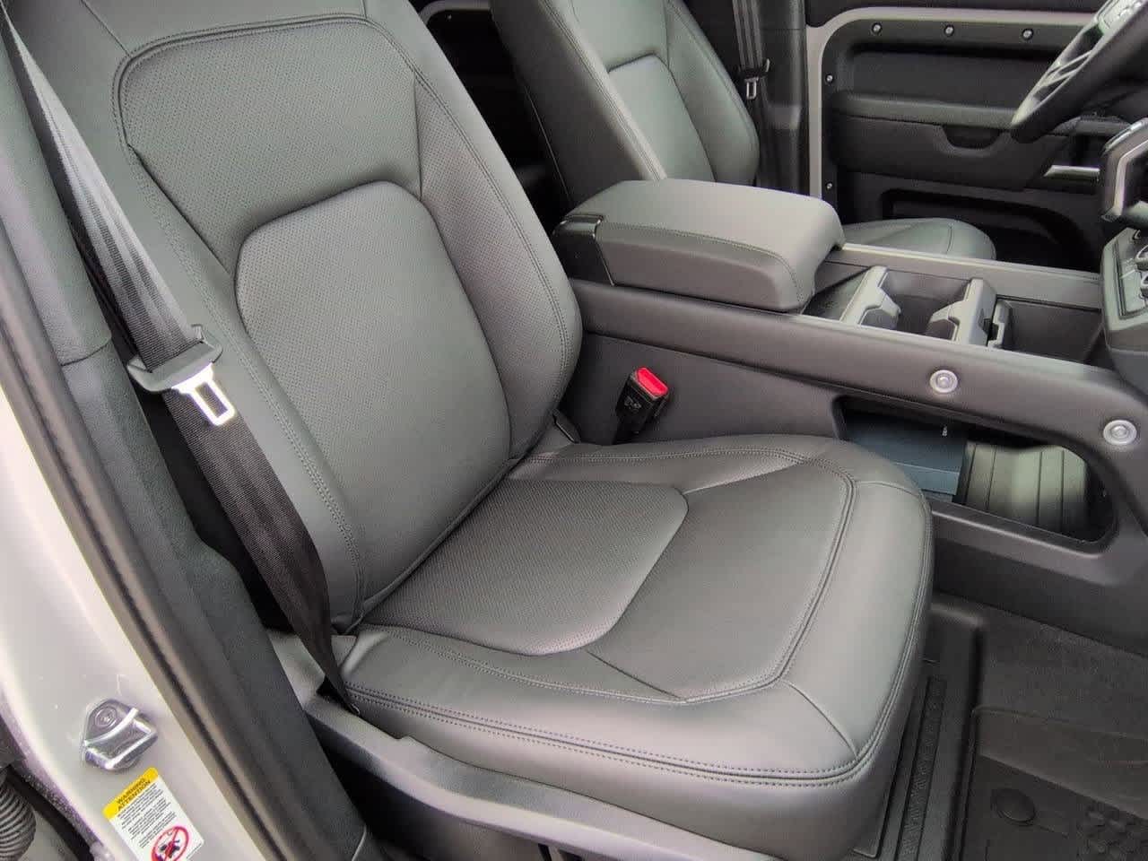 Thumbnail: 2026 Land Rover Defender - 23