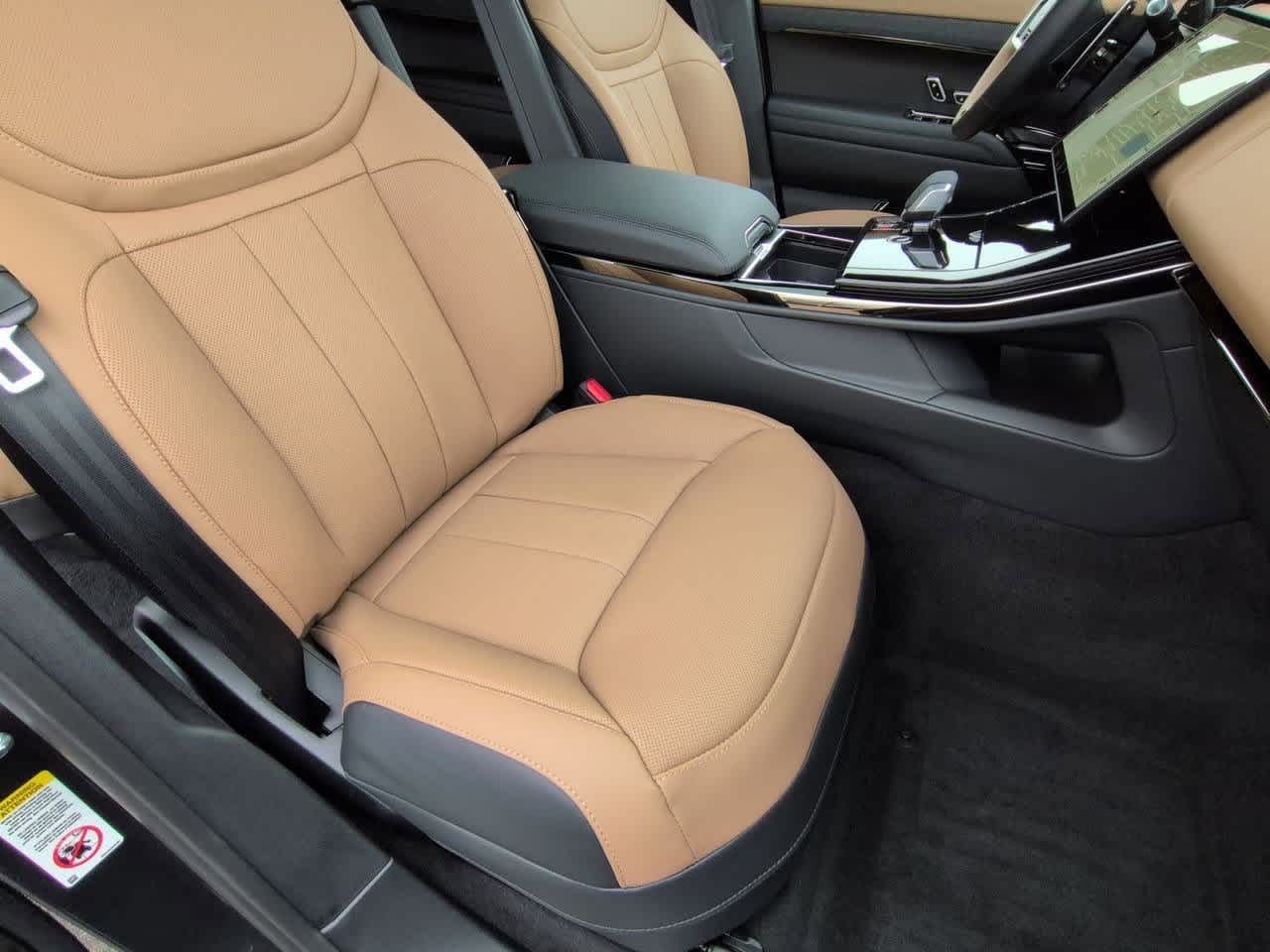 Thumbnail: 2026 Land Rover Range Rover Sport - 23