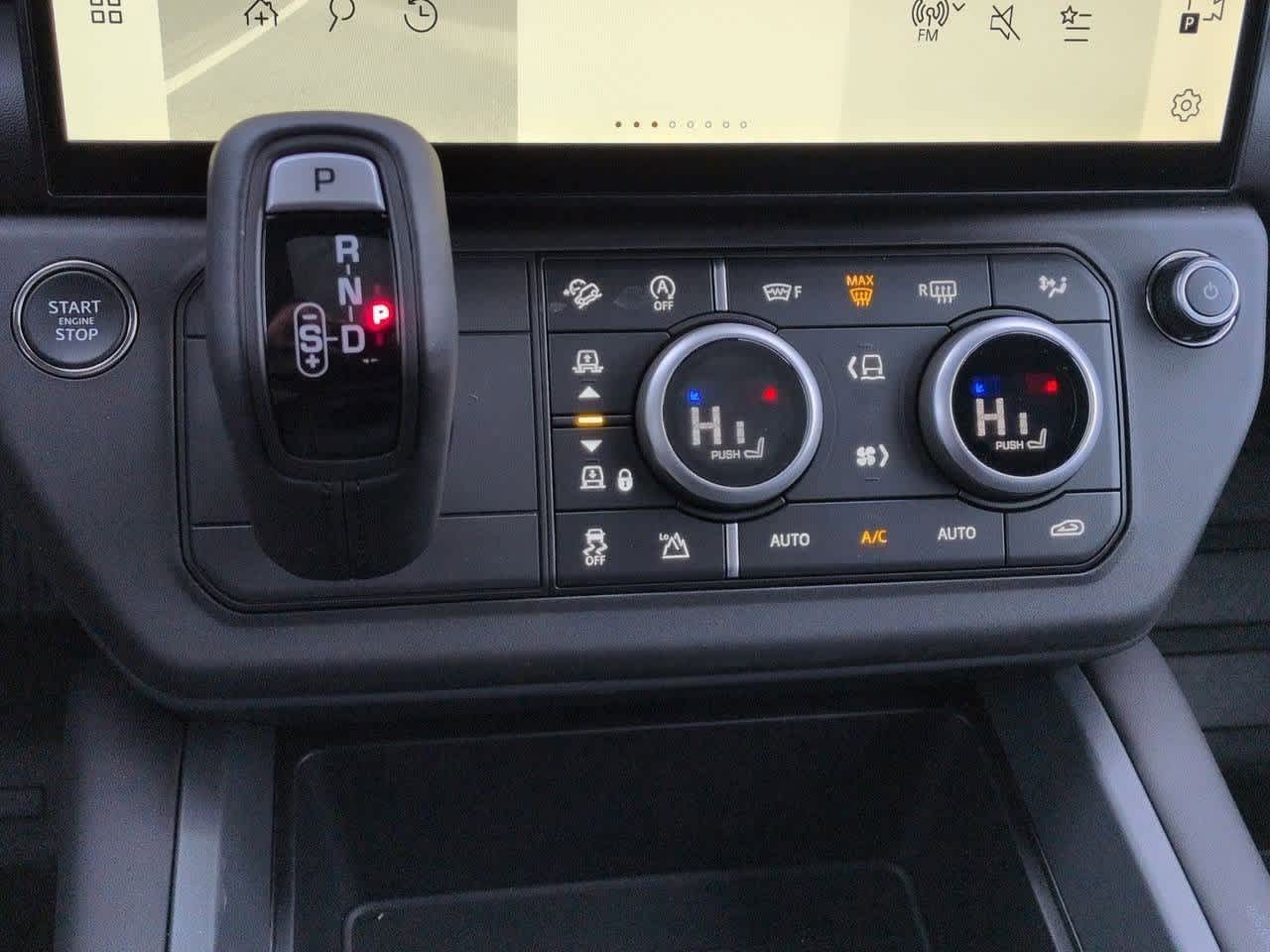 Thumbnail: 2026 Land Rover Defender - 28