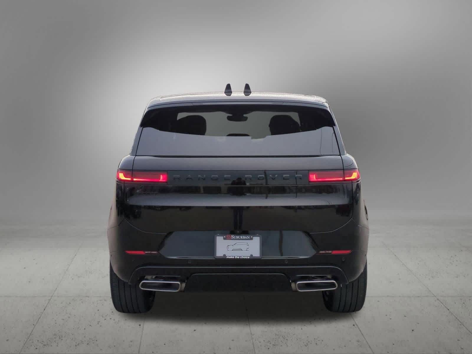 Thumbnail: 2025 Land Rover Range Rover Sport - 3