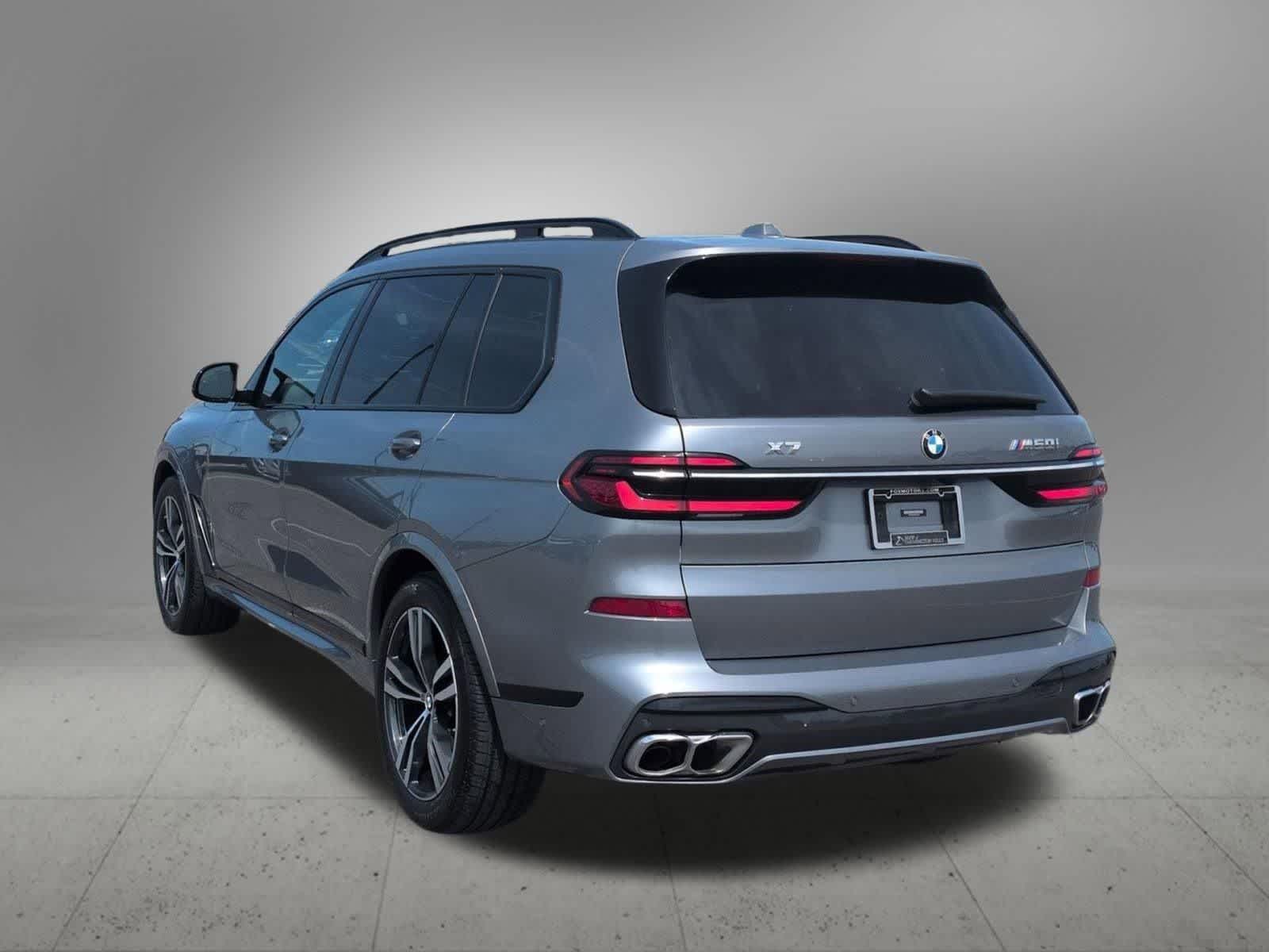 Thumbnail: 2024 BMW X7 - 3