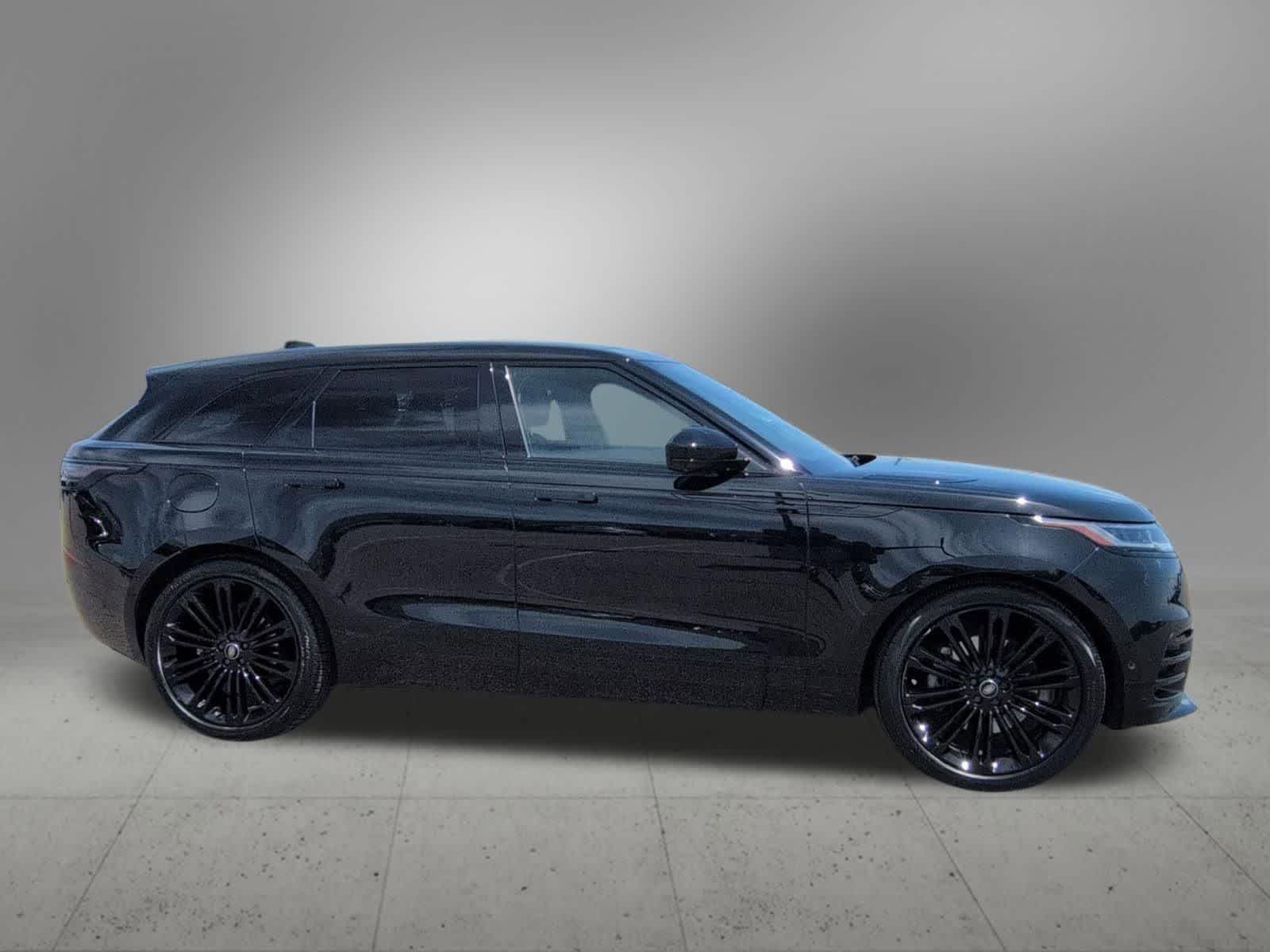 Thumbnail: 2025 Land Rover Range Rover Velar - 6