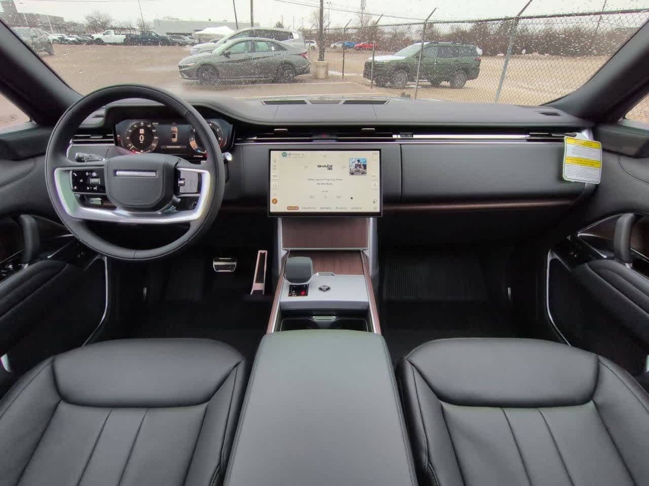 Thumbnail: 2026 Land Rover Range Rover - 15