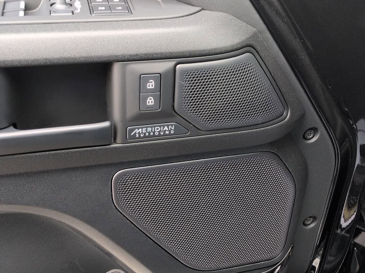 Thumbnail: 2026 Land Rover Defender - 32