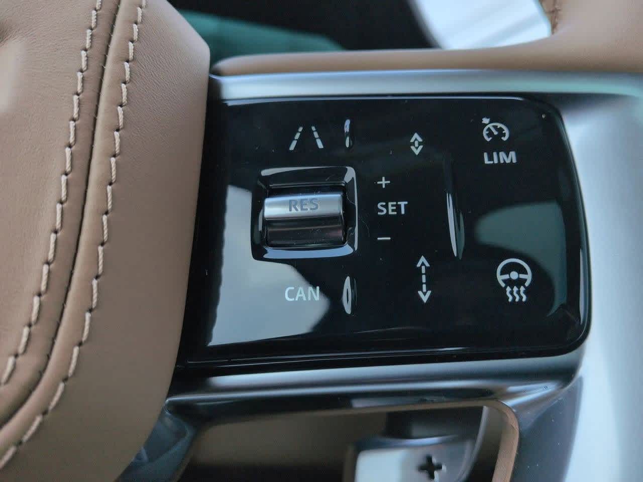 Thumbnail: 2026 Land Rover Range Rover - 26