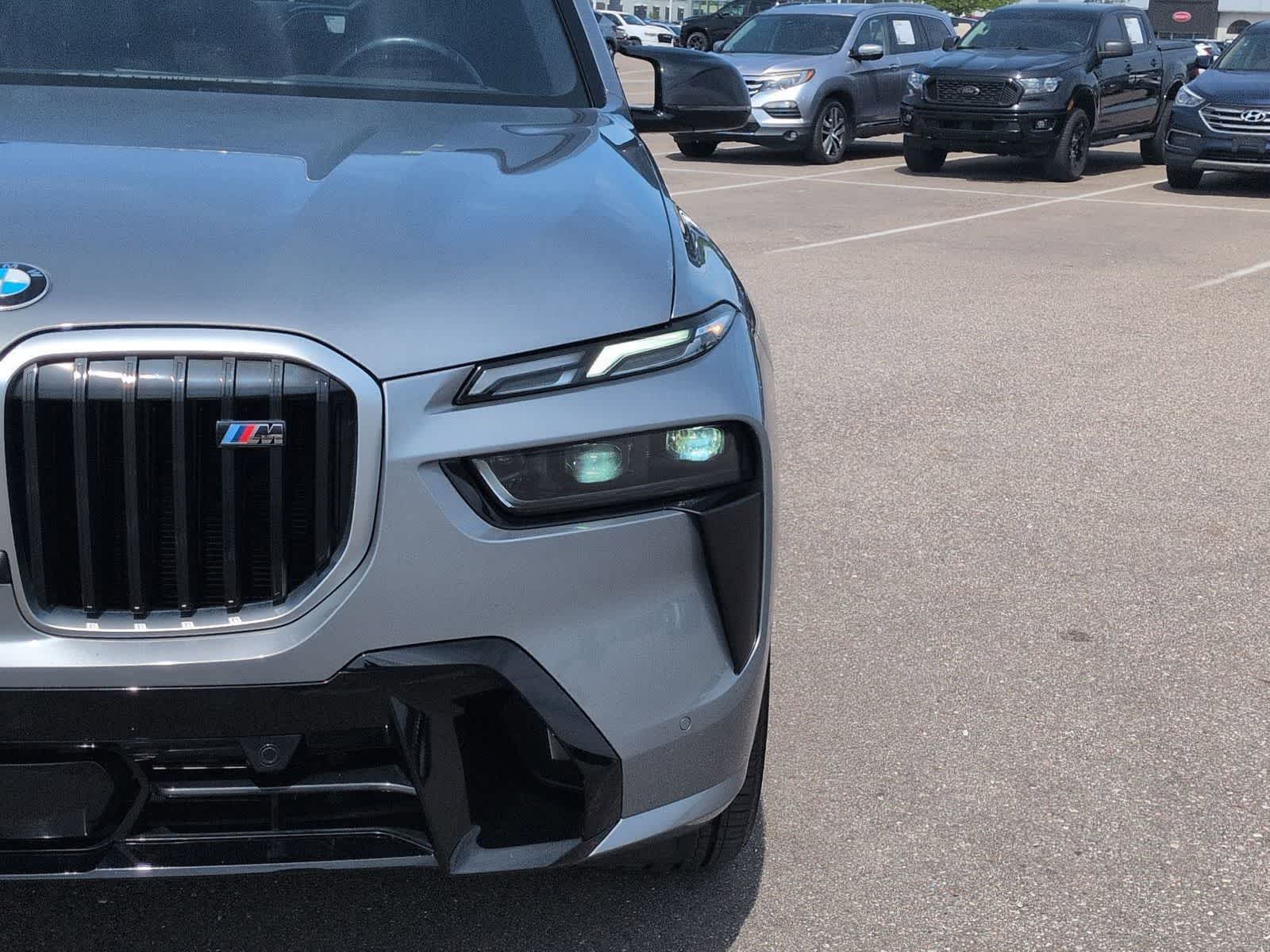 Thumbnail: 2024 BMW X7 - 9