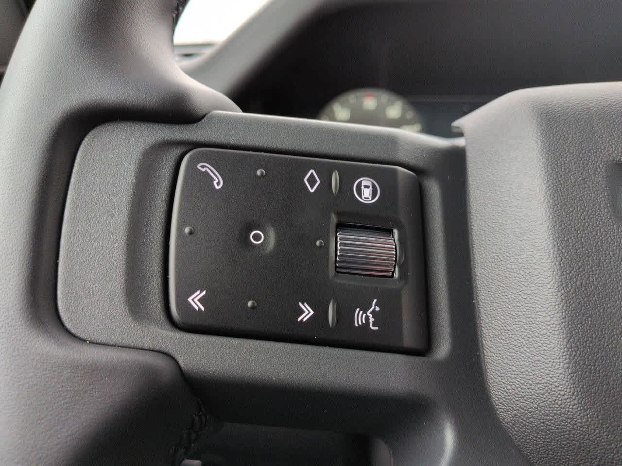 Thumbnail: 2026 Land Rover Defender - 25