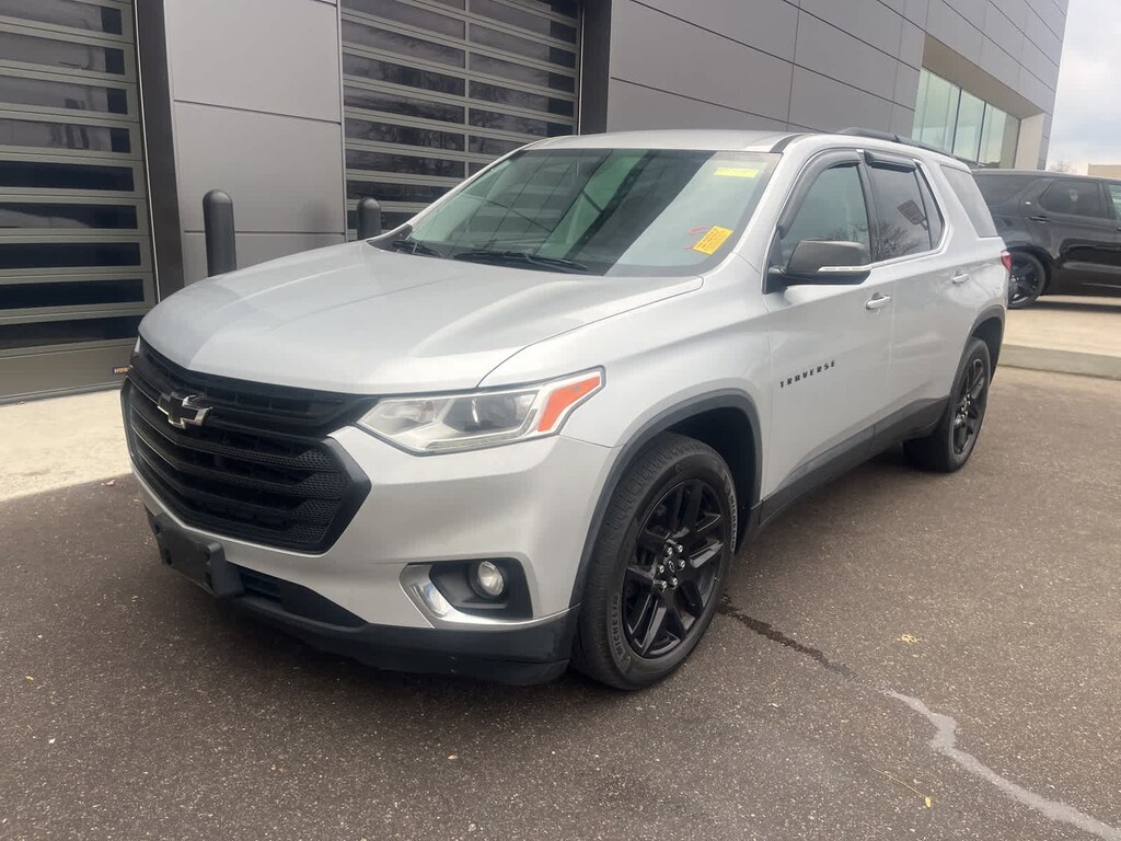 Used 2019 Chevrolet Traverse LT Cloth w/1LT SUV