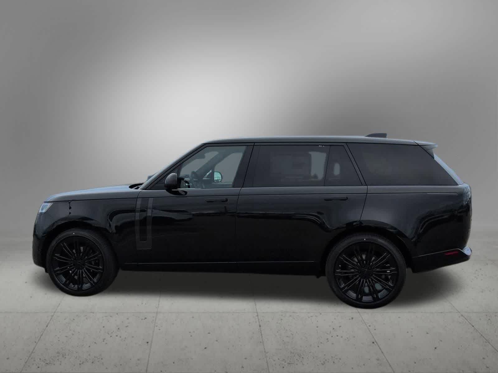 Thumbnail: 2026 Land Rover Range Rover - 3