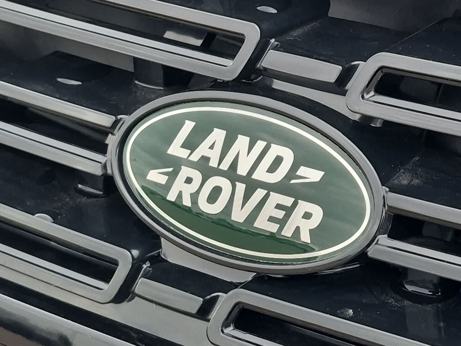 Thumbnail: 2026 Land Rover Range Rover Sport - 11