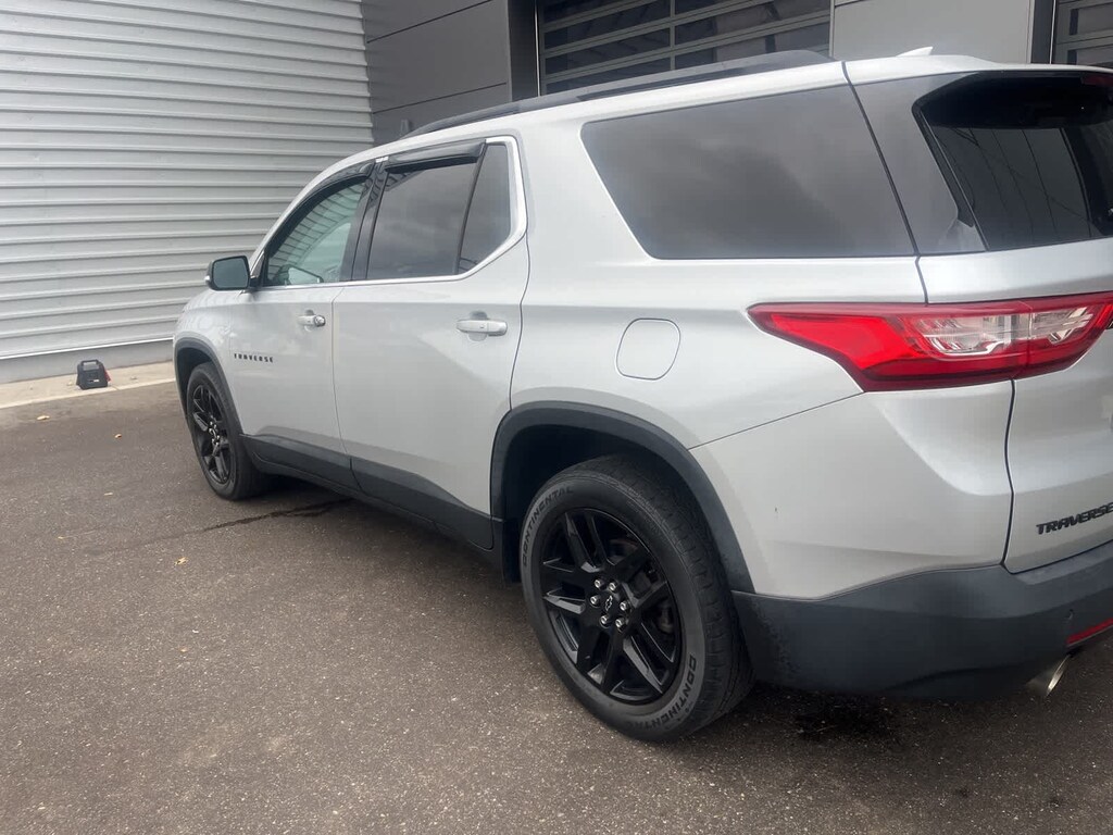 Used 2019 Chevrolet Traverse LT Cloth w/1LT SUV