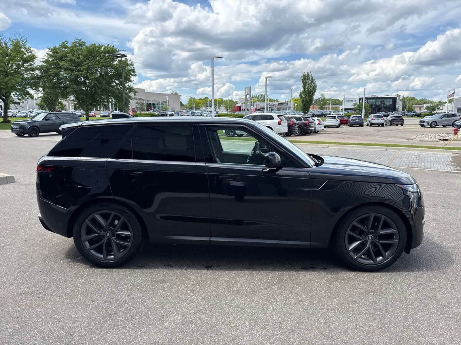 Thumbnail: 2024 Land Rover Range Rover Sport - 5