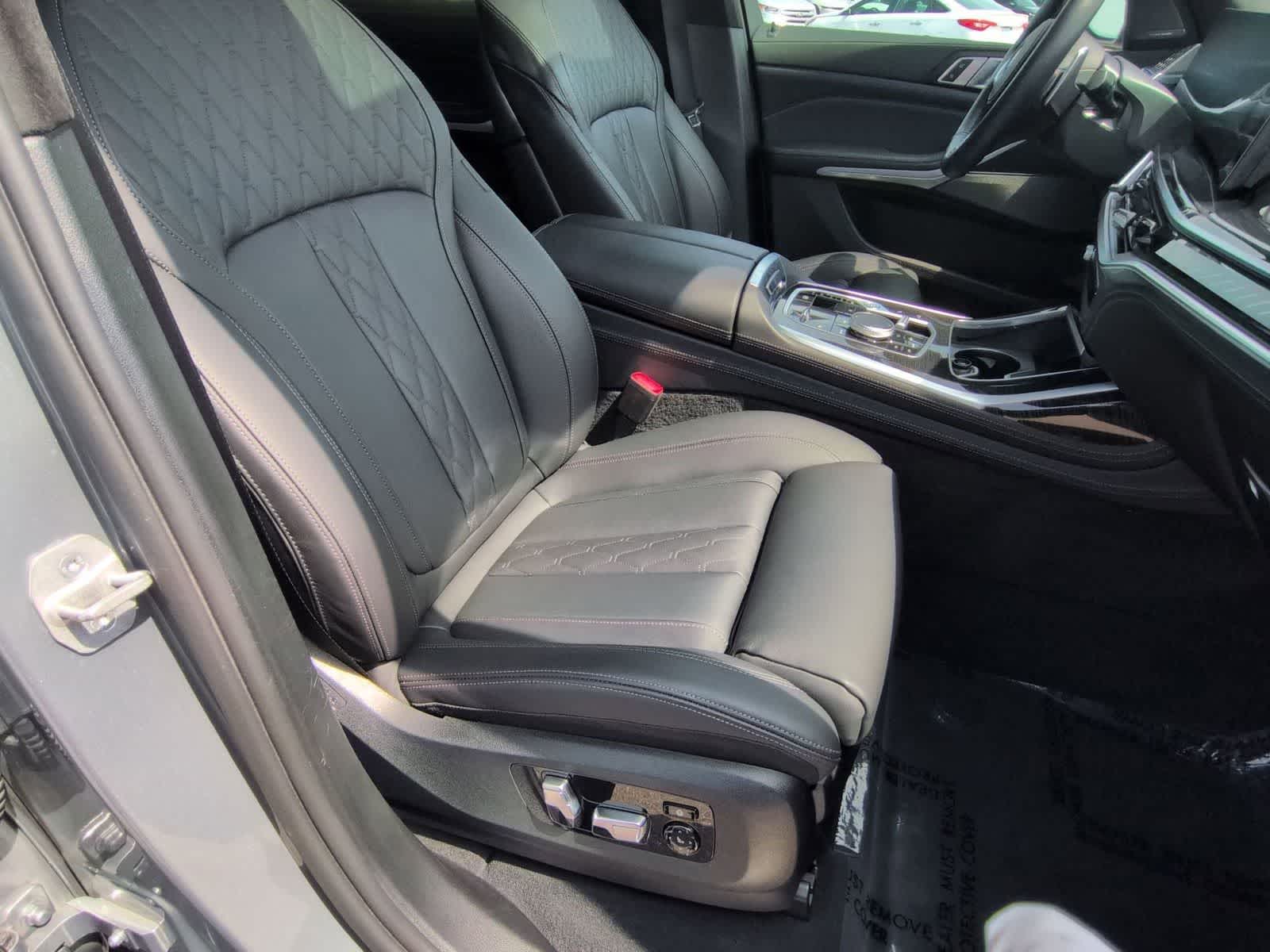 Thumbnail: 2024 BMW X7 - 22
