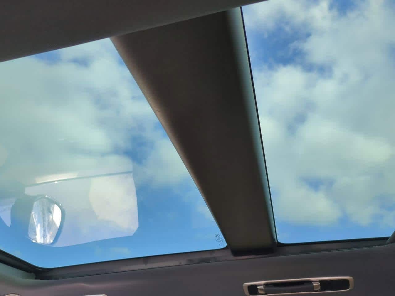 Thumbnail: 2026 Land Rover Range Rover Sport - 19