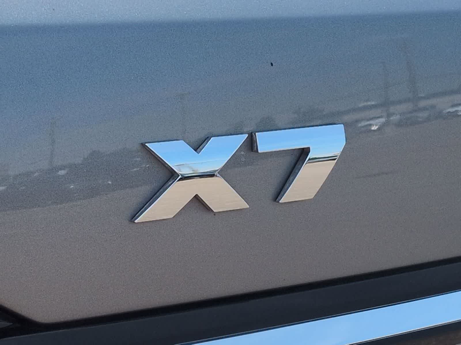 Thumbnail: 2024 BMW X7 - 11