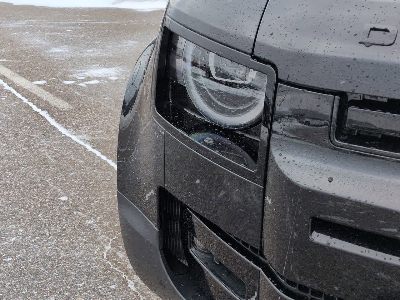 Thumbnail: 2026 Land Rover Defender - 10