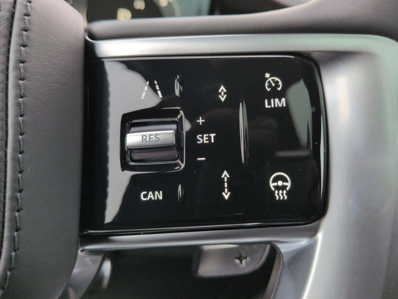 Thumbnail: 2026 Land Rover Range Rover - 26