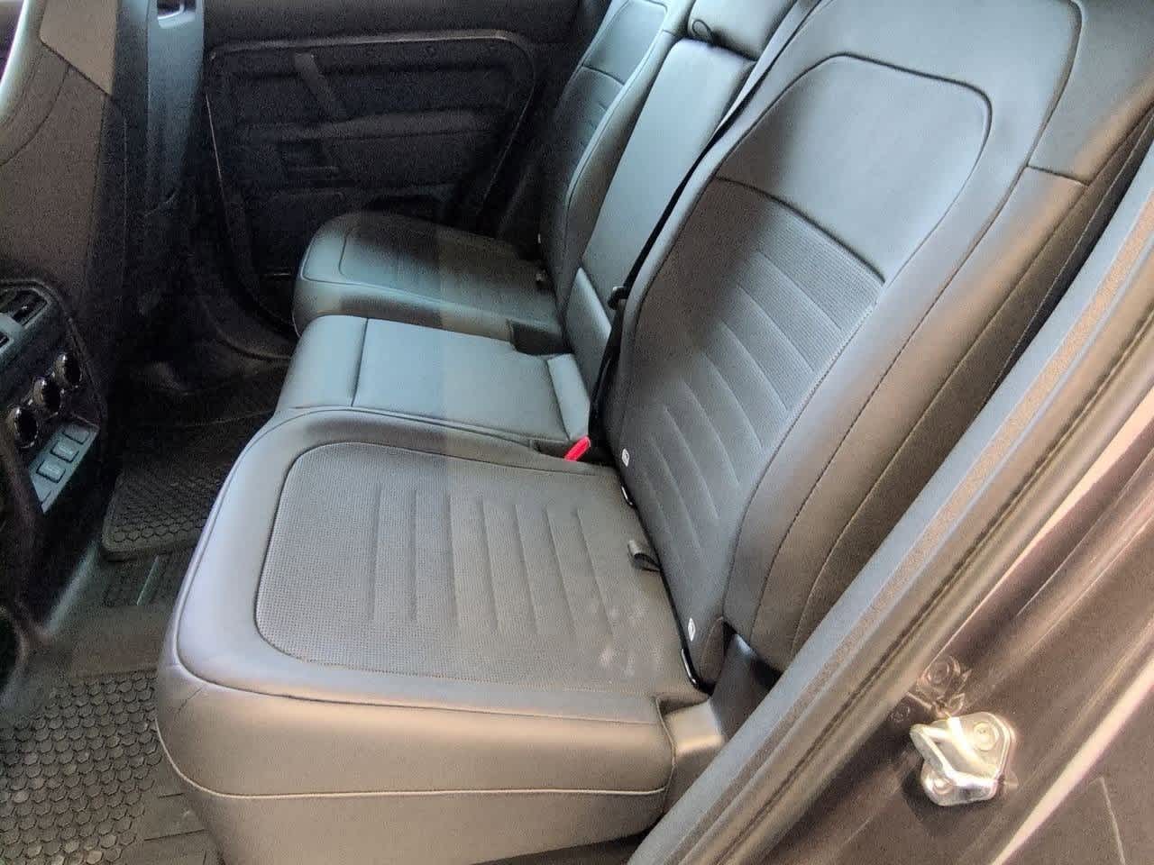 Thumbnail: 2026 Land Rover Defender - 20