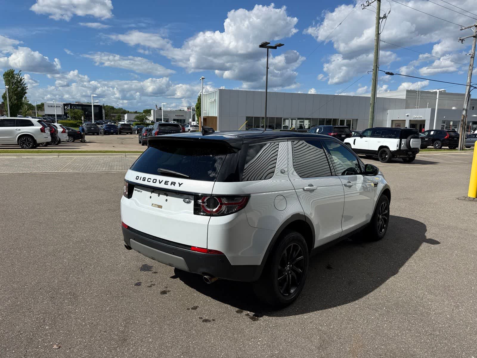 Thumbnail: 2019 Land Rover Discovery Sport - 5