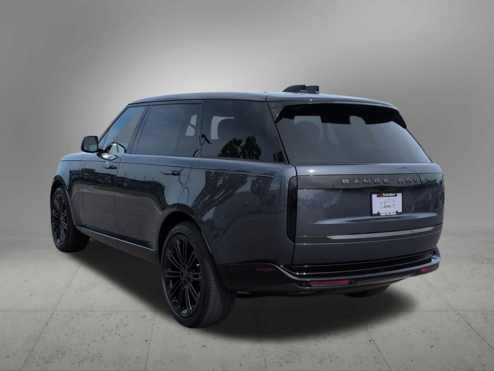 Thumbnail: 2026 Land Rover Range Rover - 4