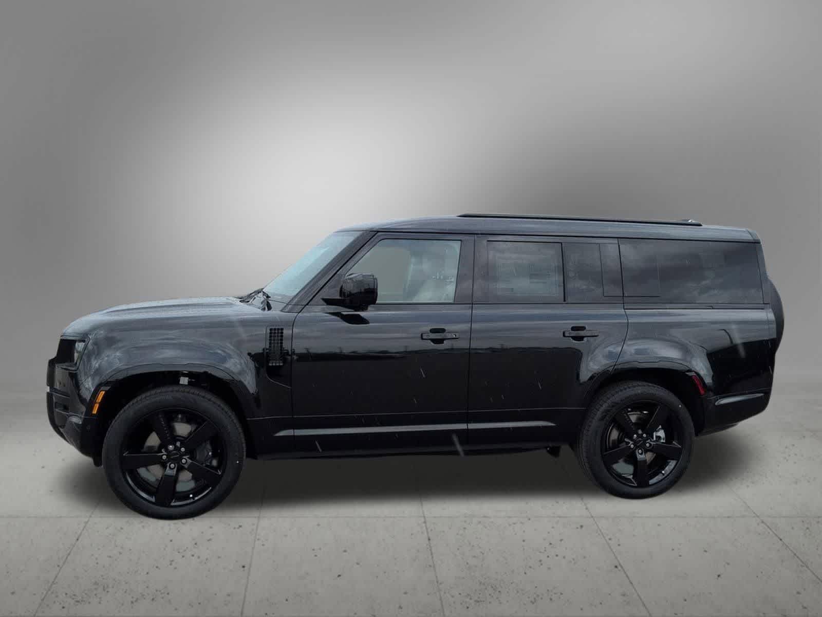 Thumbnail: 2026 Land Rover Defender - 3