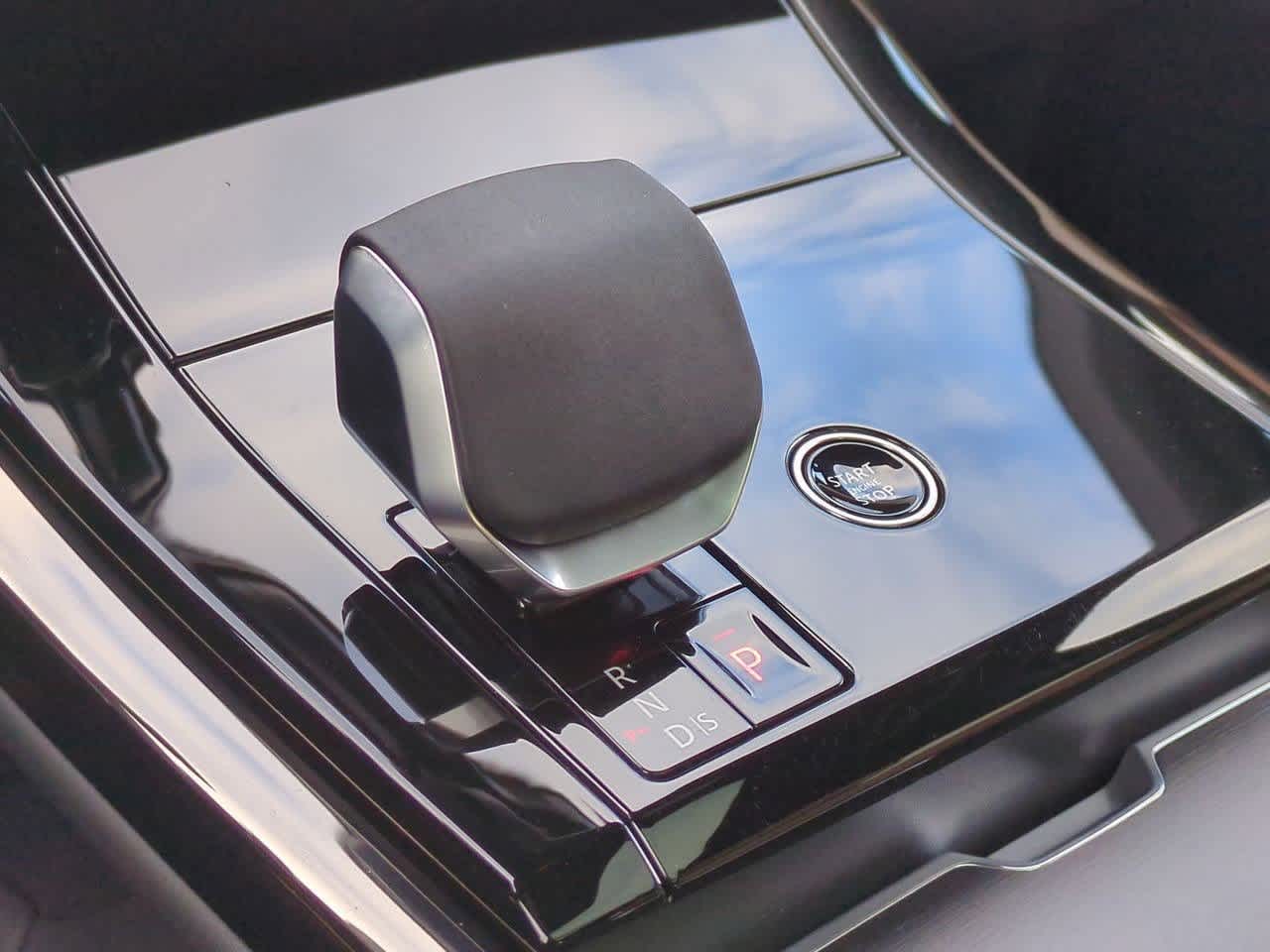 Thumbnail: 2026 Land Rover Range Rover Sport - 34