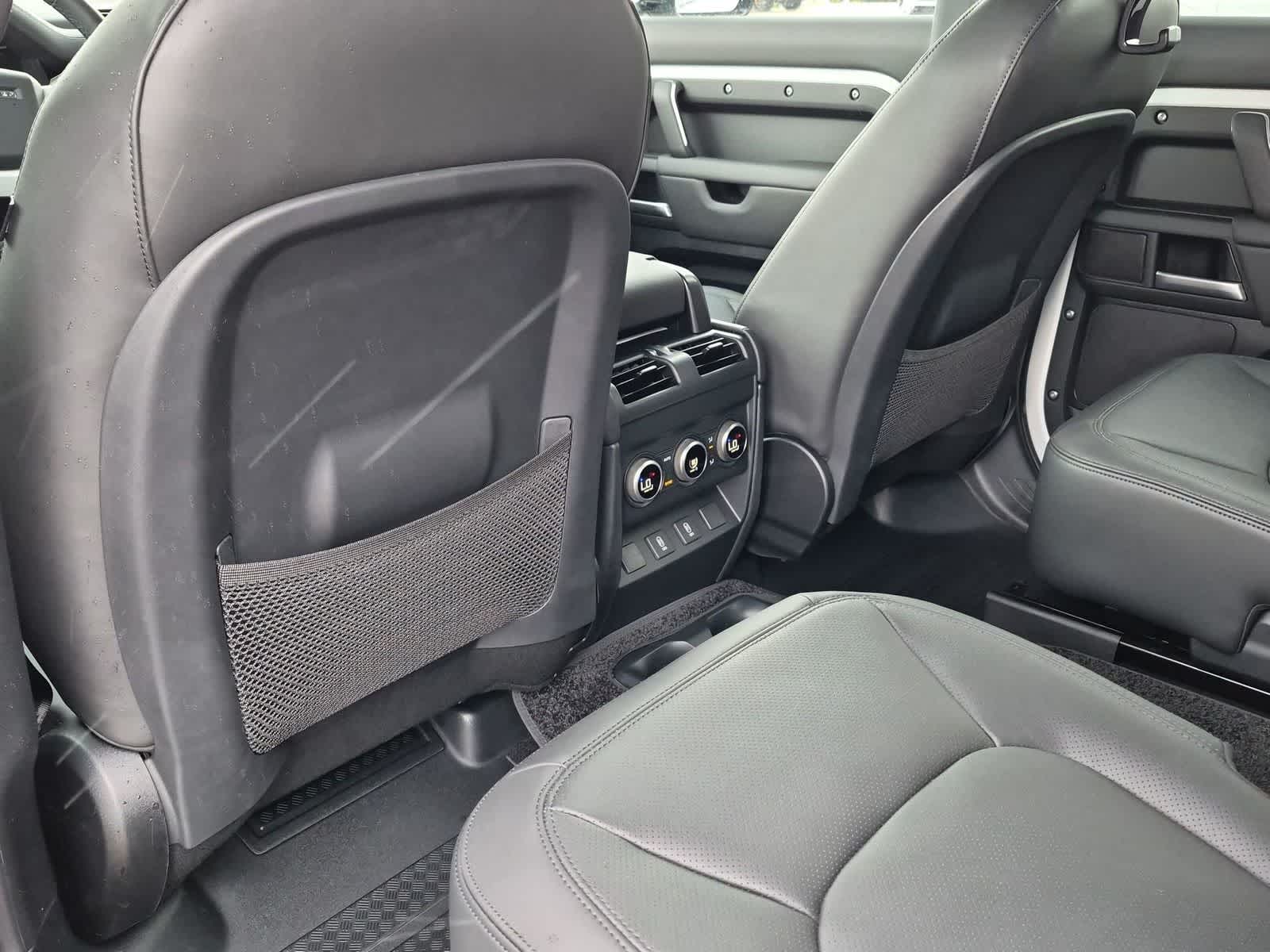 2026 Land Rover Defender S - Photo 18