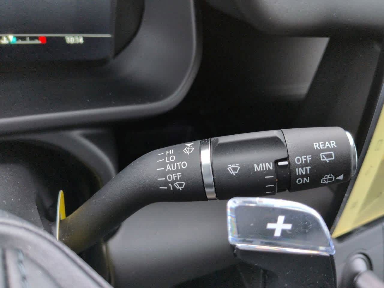 Thumbnail: 2025 Land Rover Defender - 27