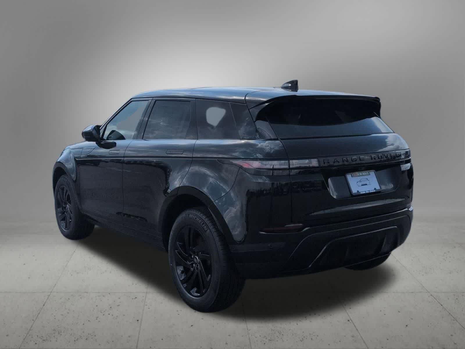 Thumbnail: 2026 Land Rover Range Rover Evoque - 4