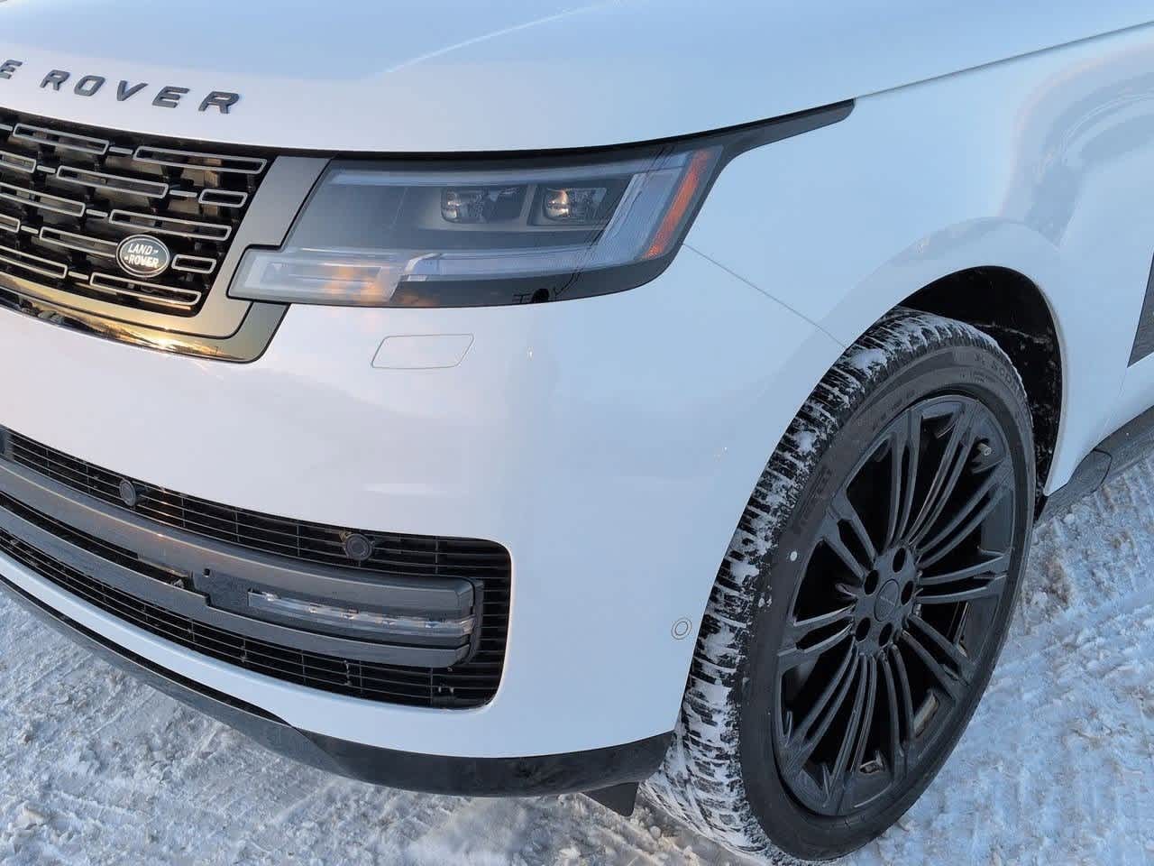 Thumbnail: 2026 Land Rover Range Rover - 10