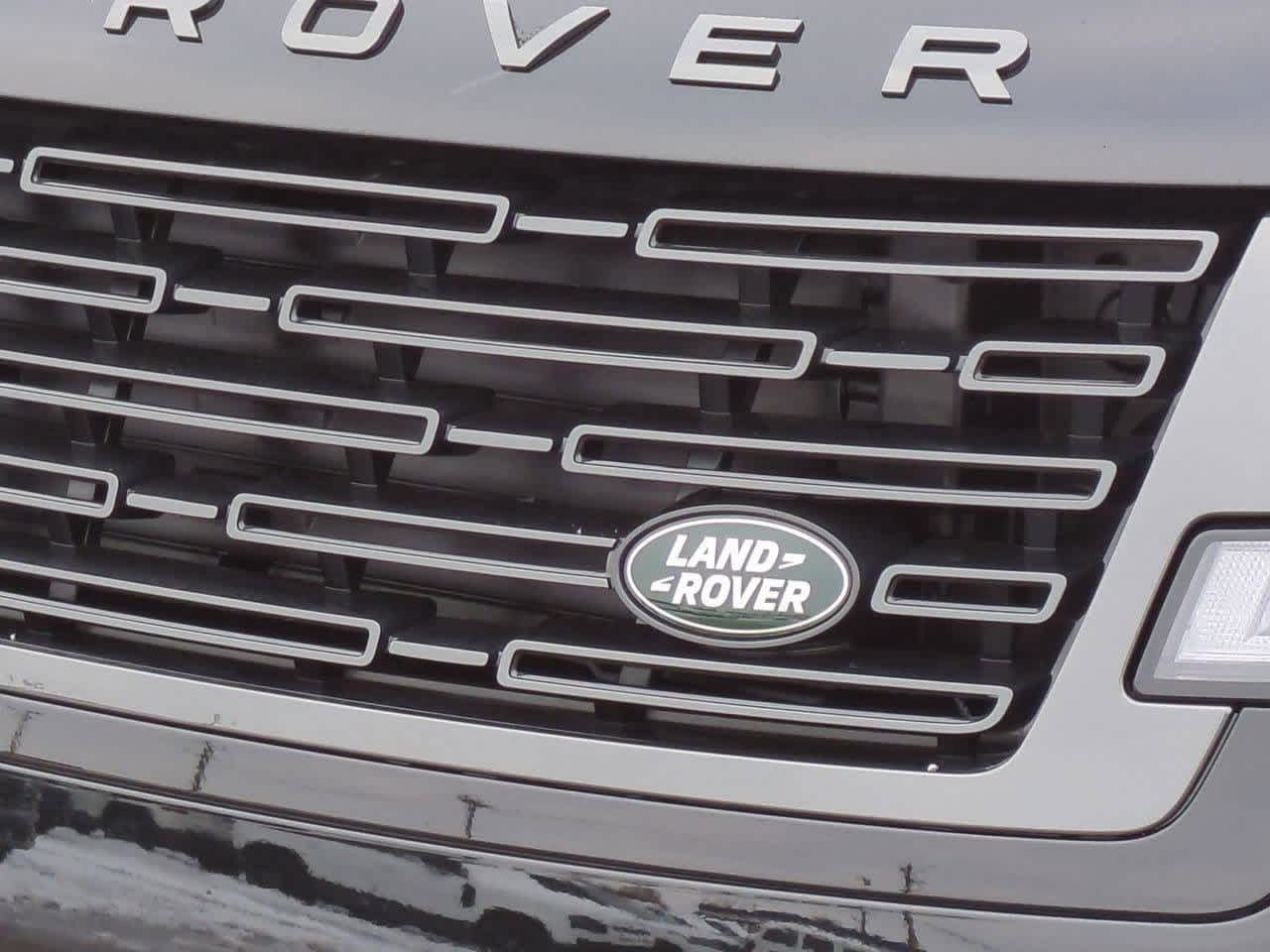 Thumbnail: 2026 Land Rover Range Rover - 11