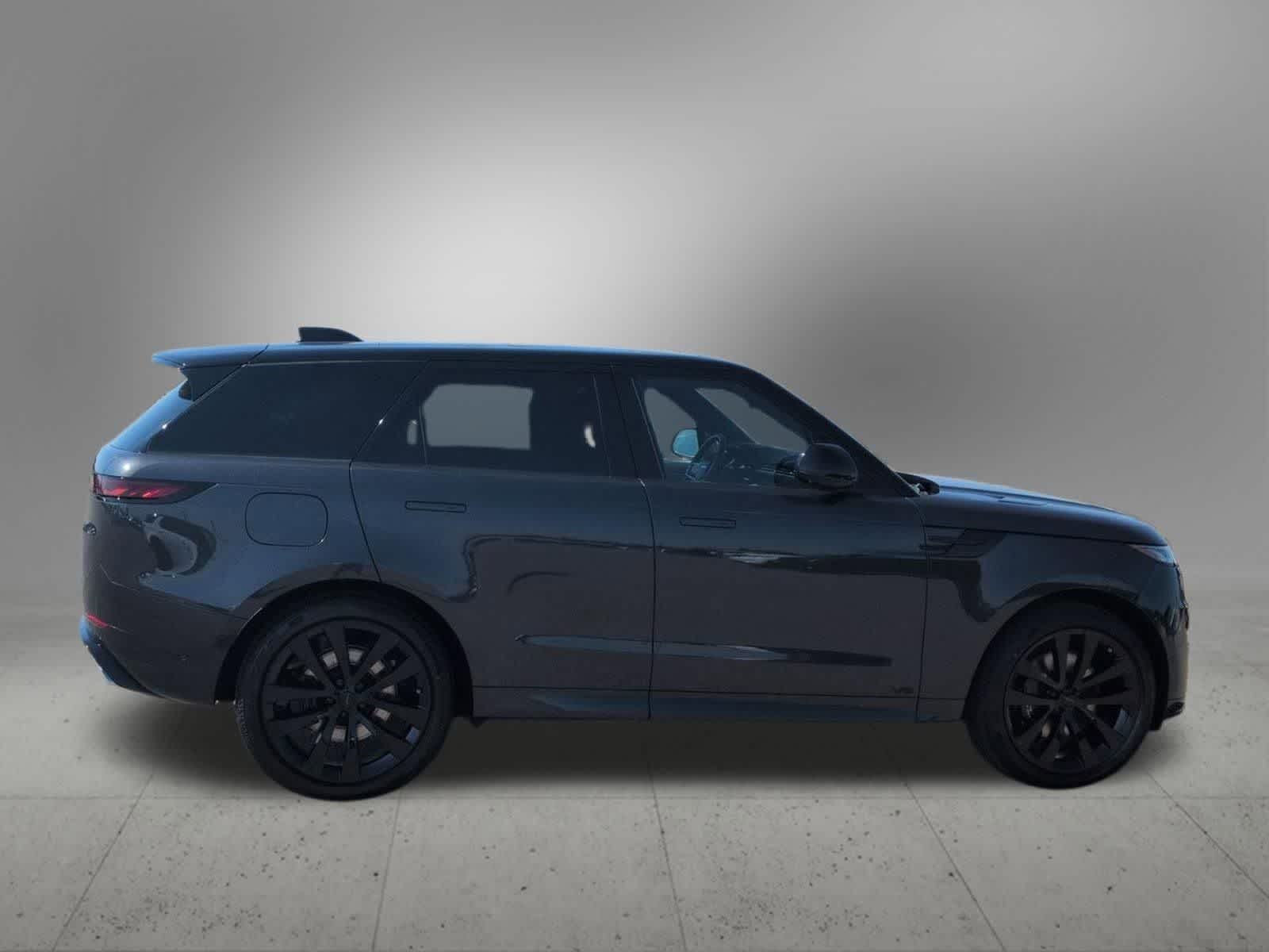 Thumbnail: 2026 Land Rover Range Rover Sport - 7