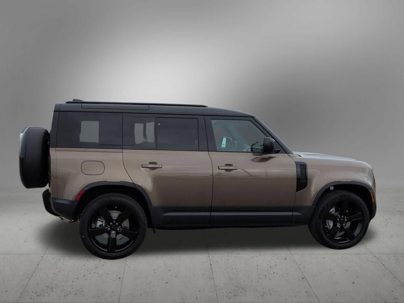 Thumbnail: 2026 Land Rover Defender - 7
