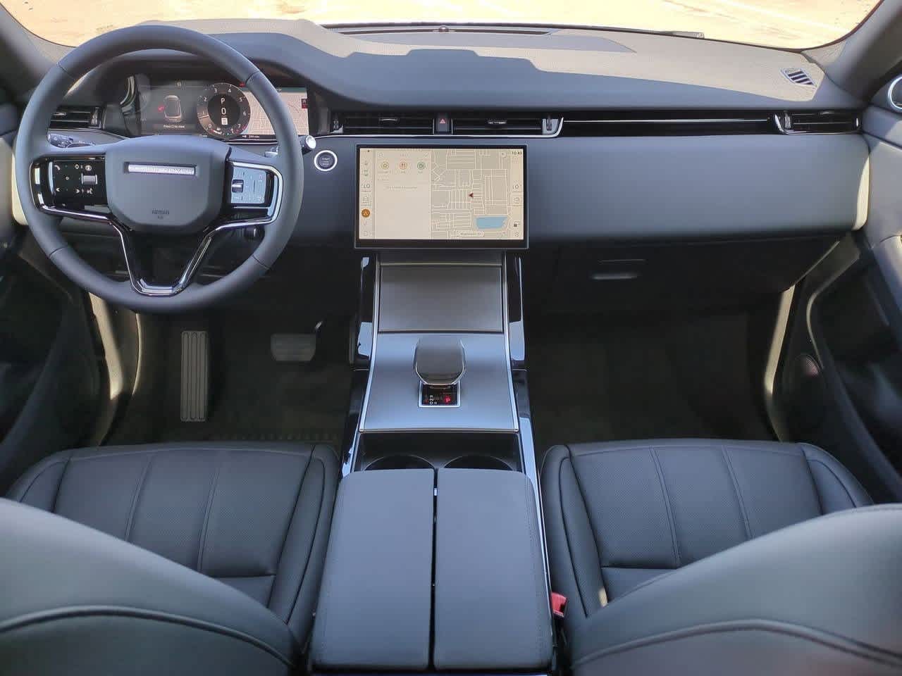 Thumbnail: 2026 Land Rover Range Rover Evoque - 13