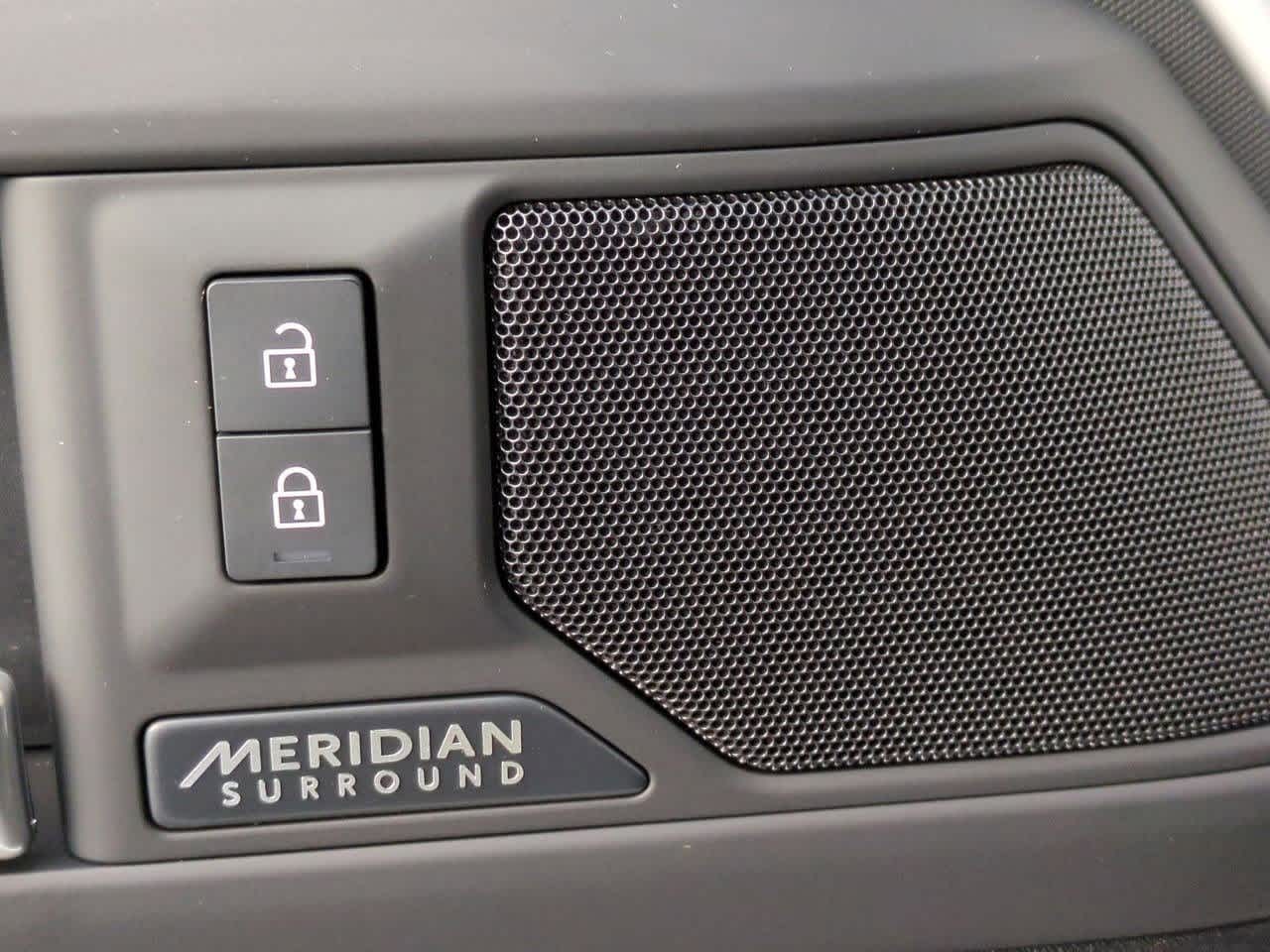 Thumbnail: 2026 Land Rover Defender - 32