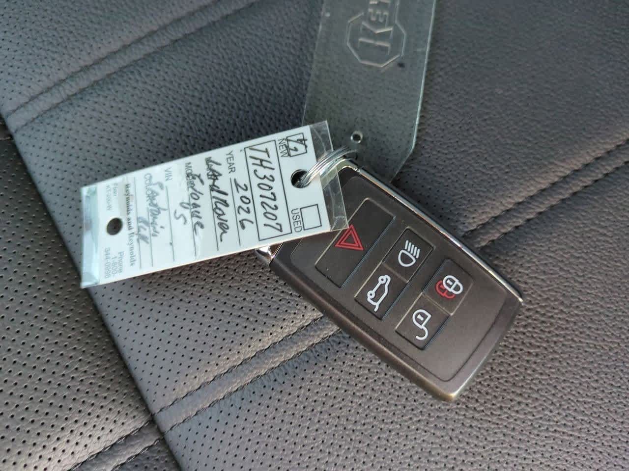 Thumbnail: 2026 Land Rover Range Rover Evoque - 34