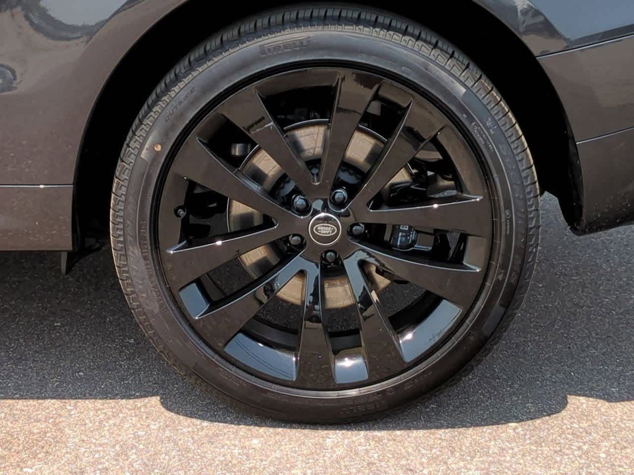 Thumbnail: 2025 Land Rover Range Rover Sport - 12