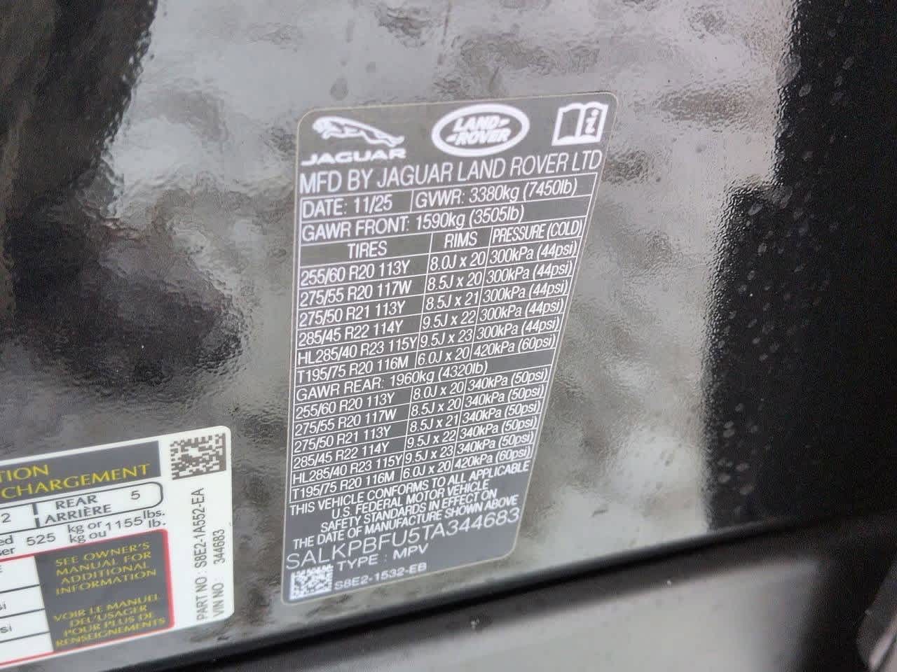 Thumbnail: 2026 Land Rover Range Rover - 38