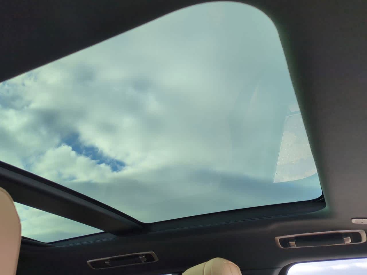 Thumbnail: 2026 Land Rover Range Rover Sport - 22