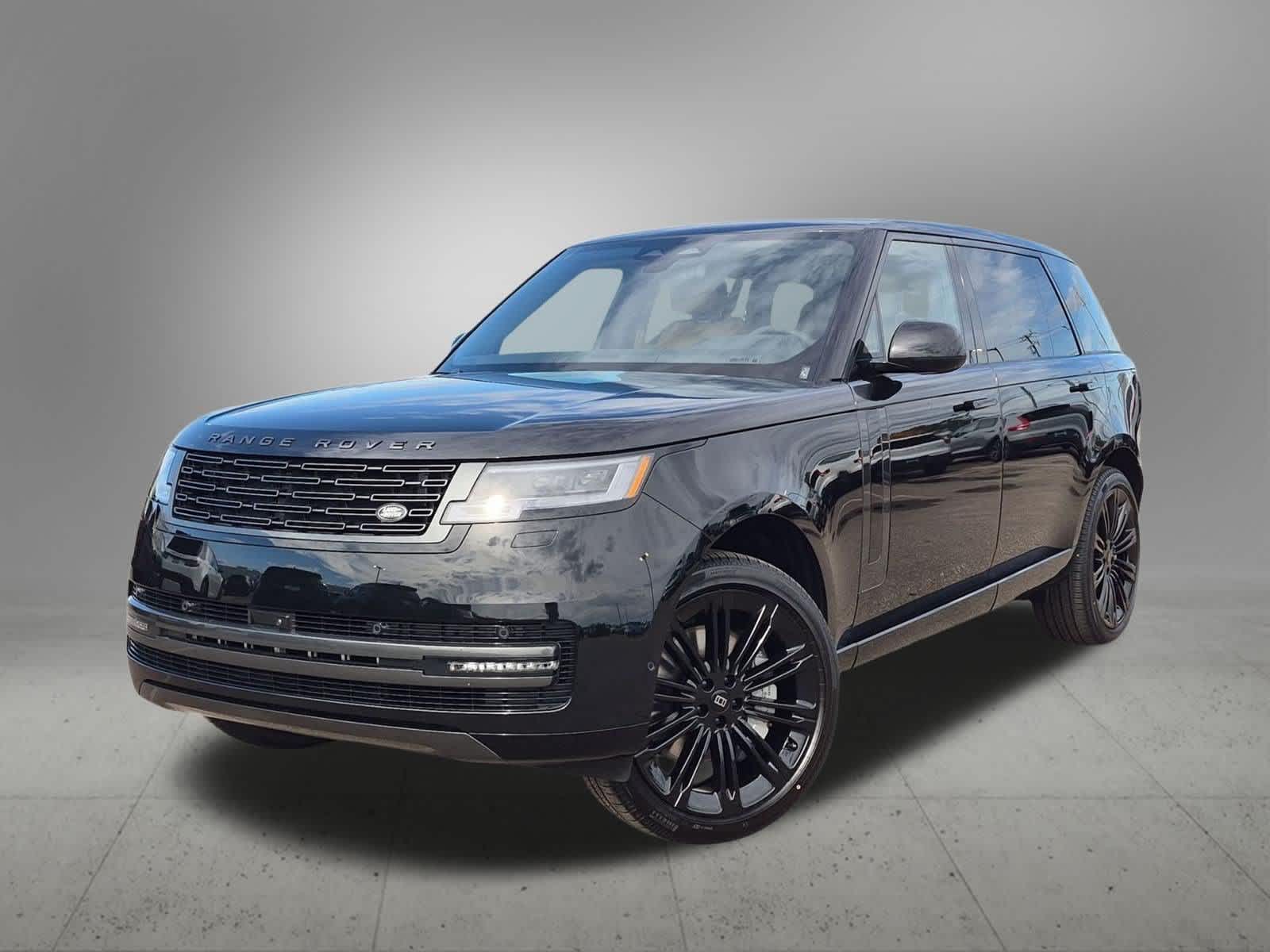2027 Land Rover Range Rover SE LWB7 P530
