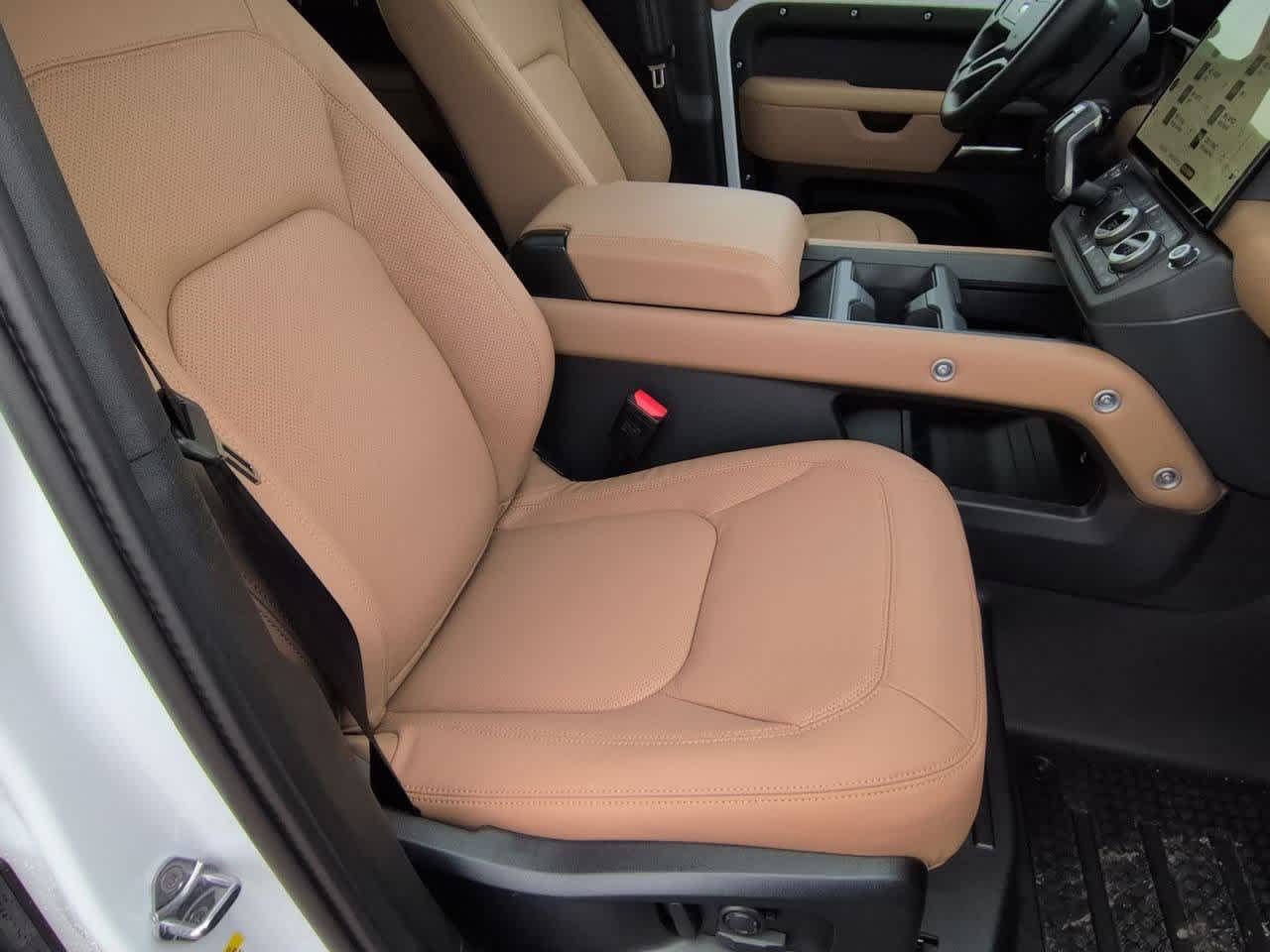 Thumbnail: 2026 Land Rover Defender - 23