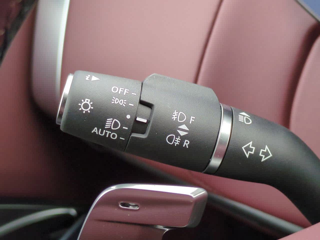 Thumbnail: 2026 Land Rover Range Rover - 28