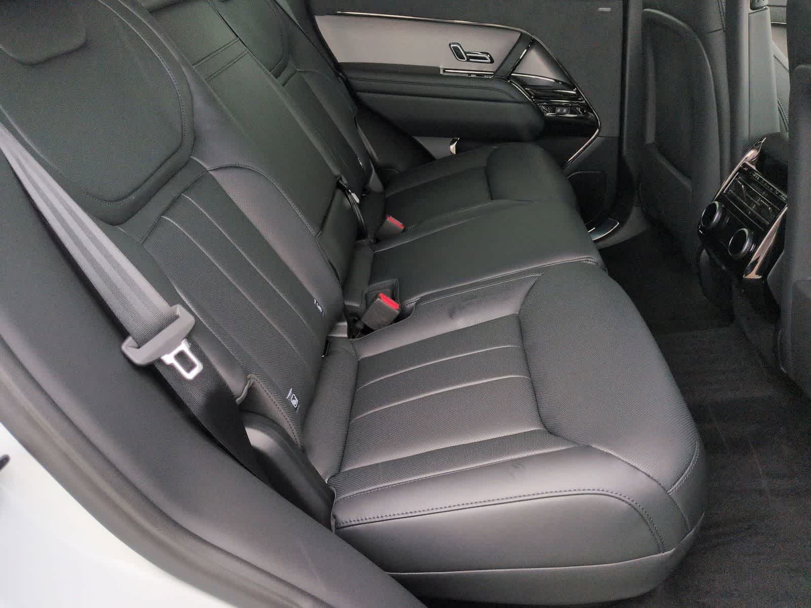 Thumbnail: 2026 Land Rover Range Rover Sport - 19