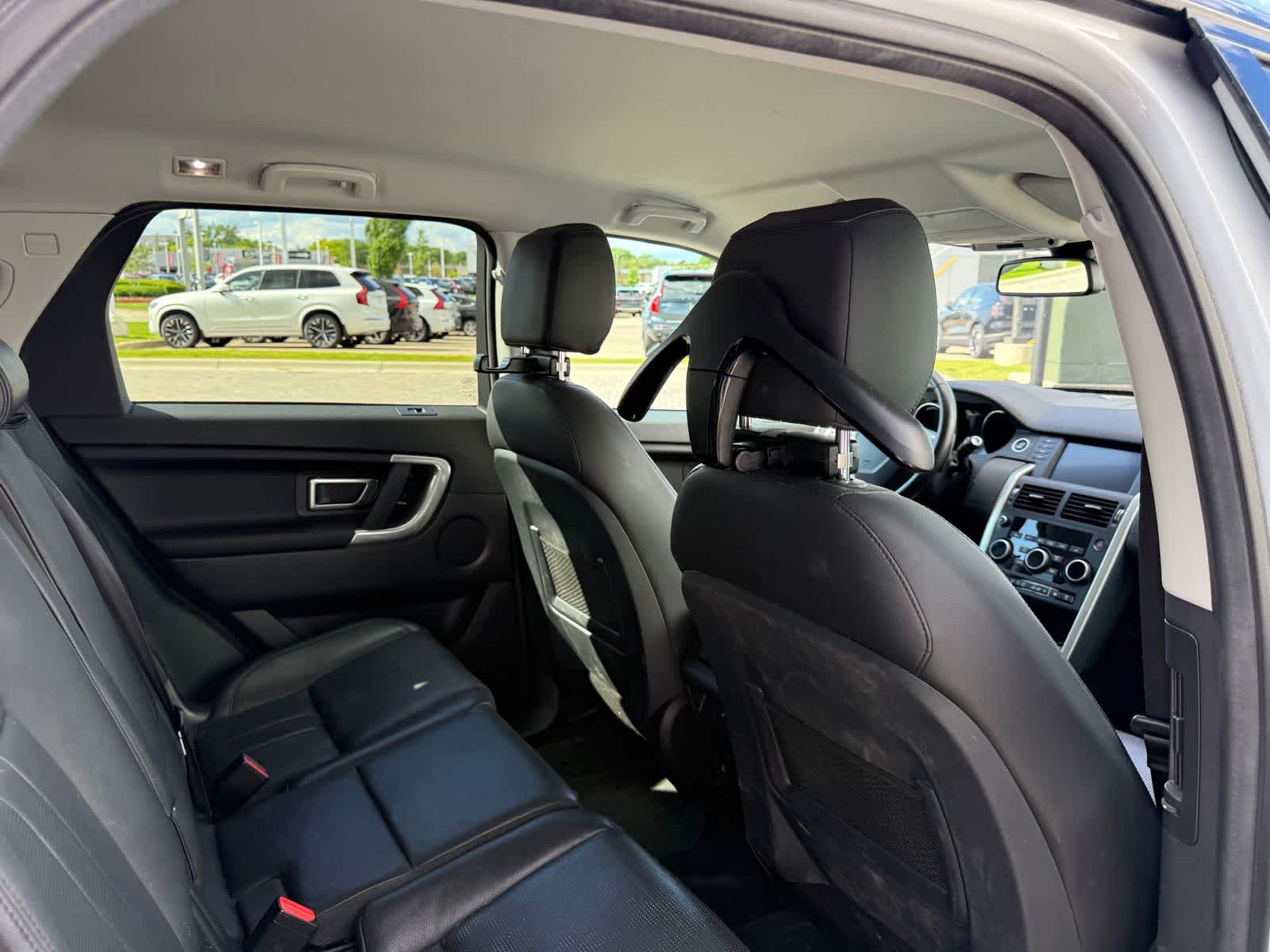Thumbnail: 2019 Land Rover Discovery Sport - 11