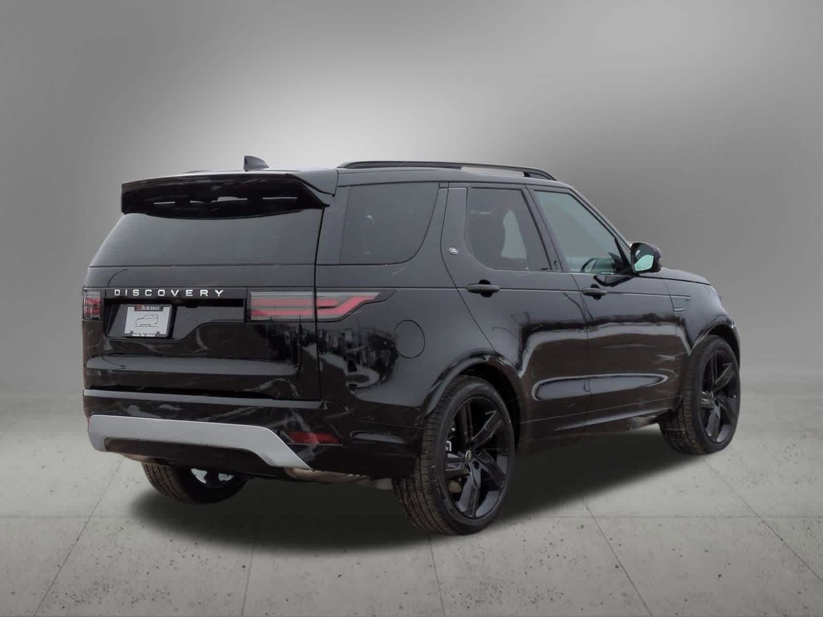Thumbnail: 2026 Land Rover Discovery - 6