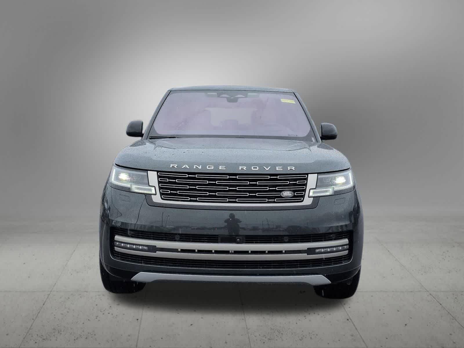 Thumbnail: 2023 Land Rover Range Rover - 8