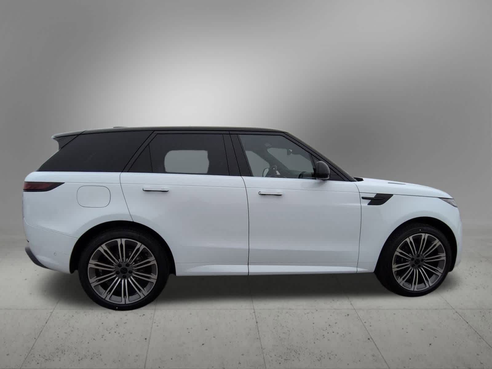 Thumbnail: 2025 Land Rover Range Rover Sport - 7