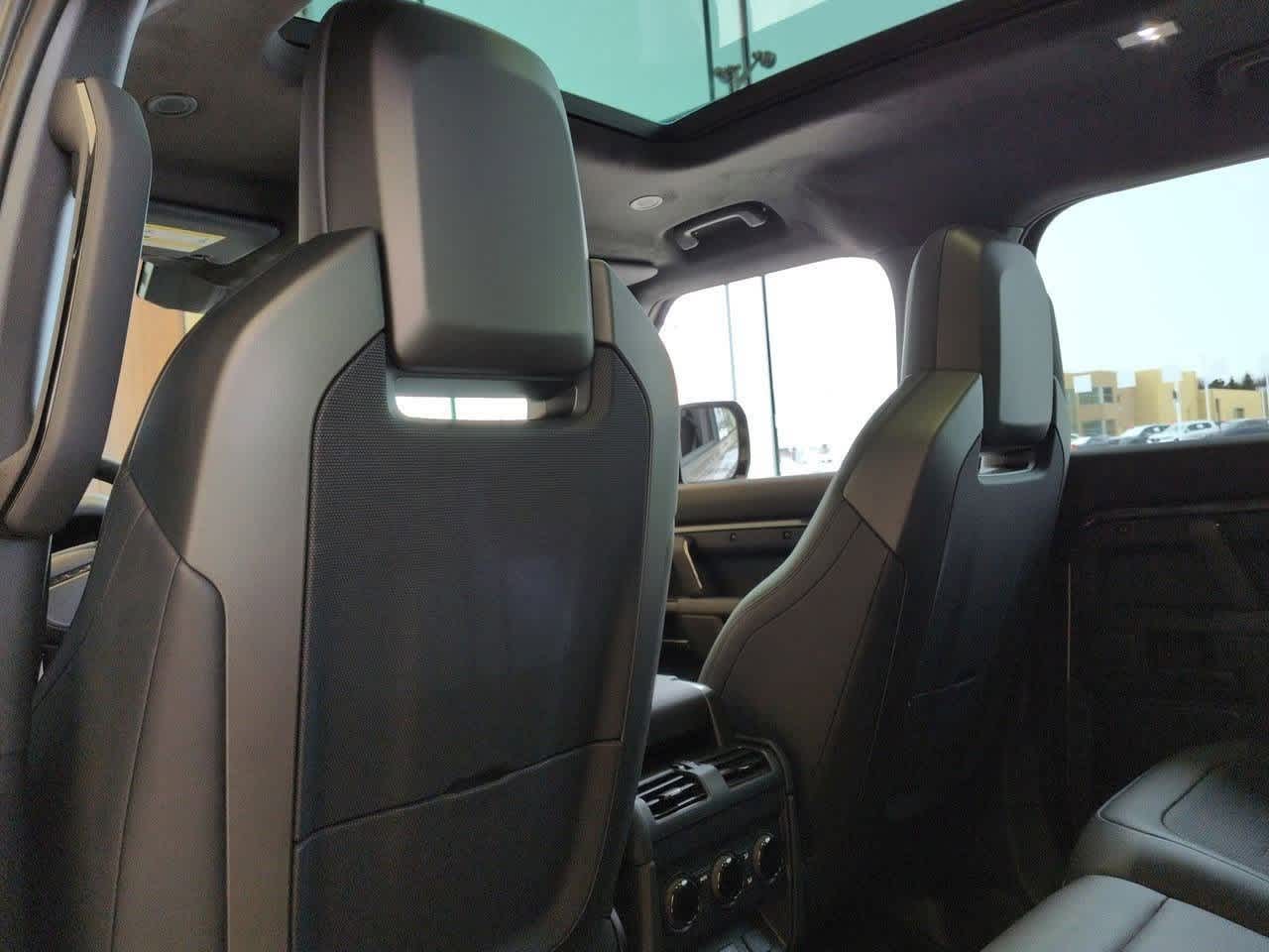 Thumbnail: 2026 Land Rover Defender - 18